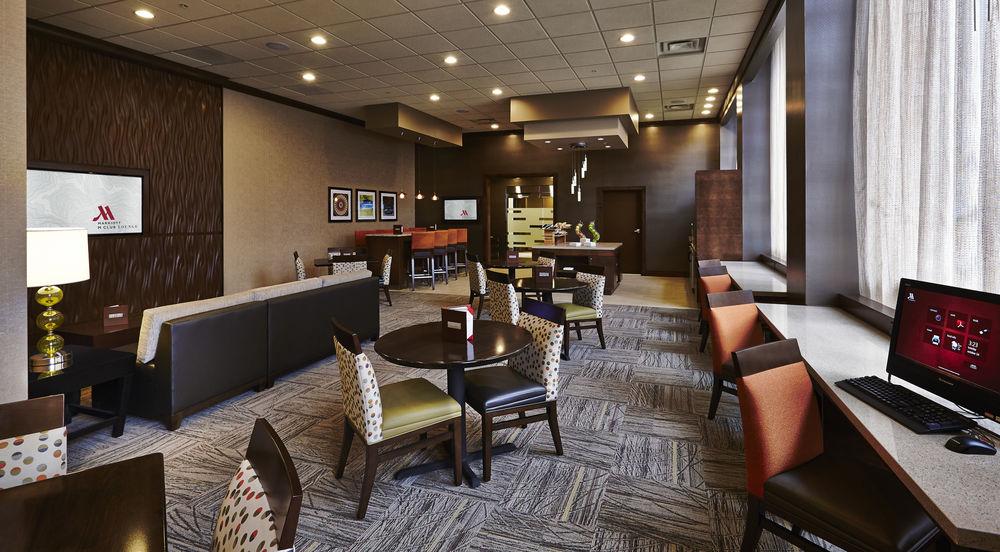 Columbus Airport Marriott Hotel Екстериор снимка