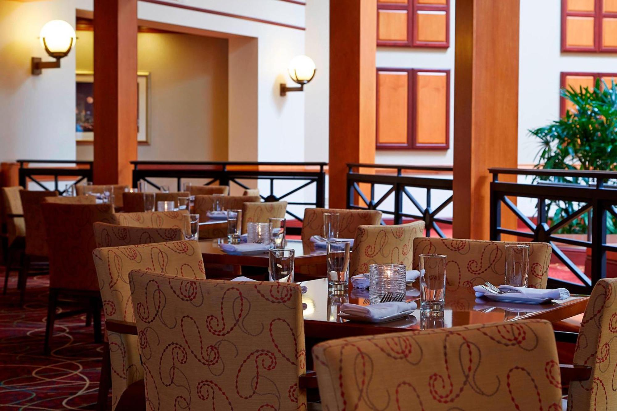 Columbus Airport Marriott Hotel Екстериор снимка